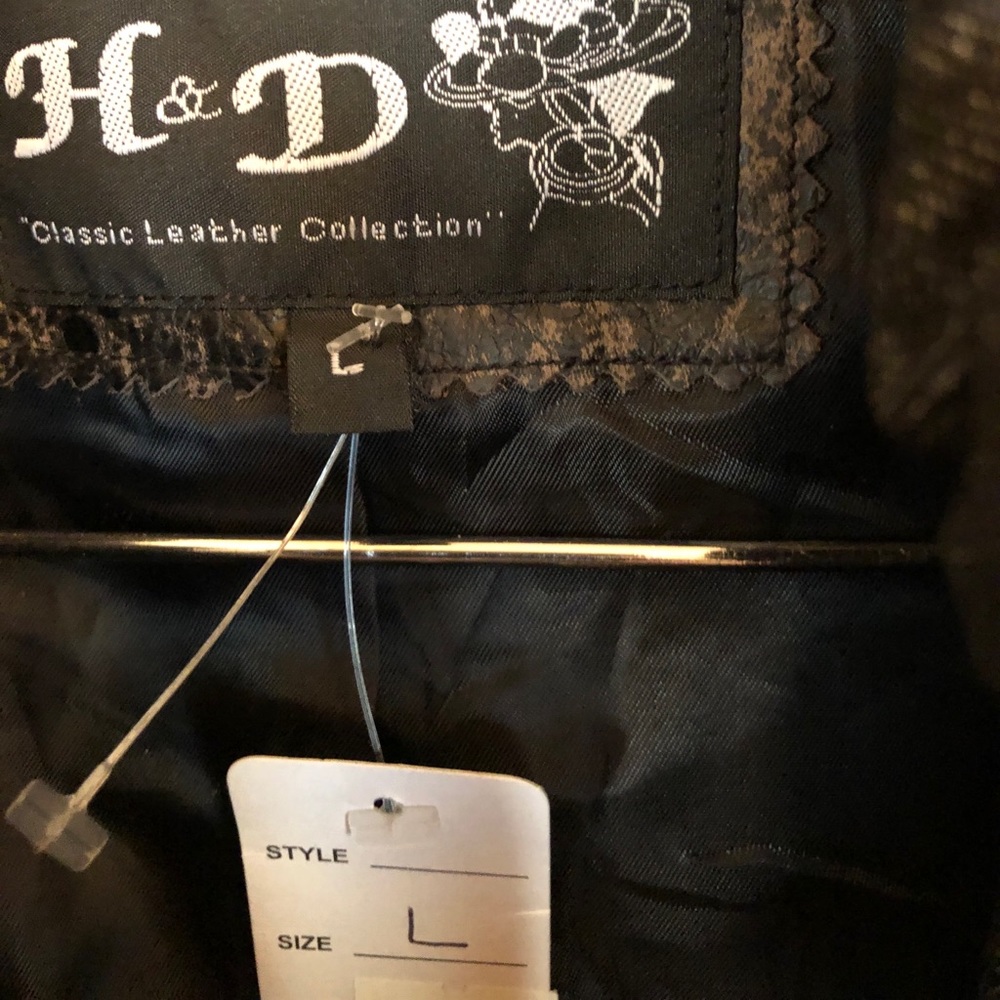 H&D Classic Leather Collection Motorcycle Jacket - Picture 7 of 7